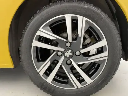 Photo 15 Peugeot 208  PureTech 100 S&S EAT8