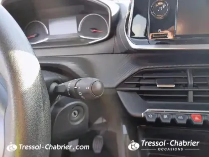 Photo 16 Peugeot 208  PureTech 75 S&S BVM5 Like