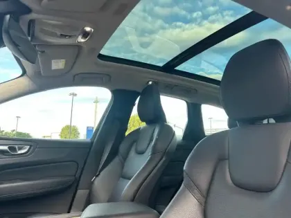 Photo 21 Volvo Xc60  T6 Recharge AWD 253 ch + 87 ch Geartronic 8 Inscription Luxe