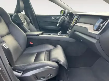 Photo 13 Volvo Xc60  T6 Recharge AWD 253 ch + 87 ch Geartronic 8 Inscription Luxe