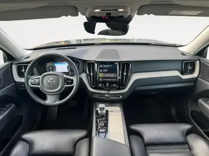 Photo 8 Volvo Xc60  T6 Recharge AWD 253 ch + 87 ch Geartronic 8 Inscription Luxe