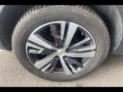 Photo 12 Peugeot 5008  1.5 BlueHDi 130ch S&S Allure Pack EAT8