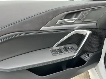 Photo 13 BMW X2  i eDrive20 204ch M Sport