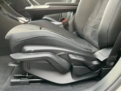 Photo 7 BMW X2  i eDrive20 204ch M Sport