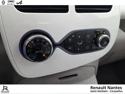 Photo 7 Renault Zoé Zoe Zen charge normale R90 MY19