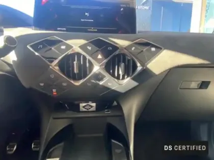 Photo 13 DS DS 3  Crossback BlueHDi 100ch Performance Line +