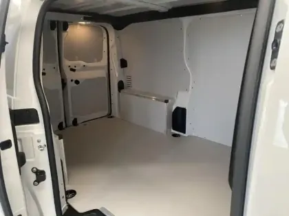 Photo 11 Peugeot Expert  Fg M 2.0 BlueHDi 145ch S&S Pack Premium Connect EAT8