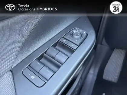 Photo 15 Toyota C-HR  2.0 Hybride 200ch Design NG23