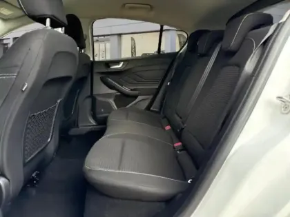 Photo 9 Ford Focus  1.0 Flexifuel mHEV 125ch Titanium Style