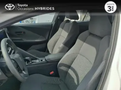 Photo 10 Toyota C-HR  1.8 Hybride 140ch Dynamic NG23