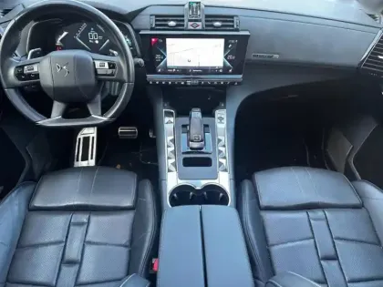 Photo 8 DS DS 7  Crossback E-TENSE 4x4 300ch Grand Chic