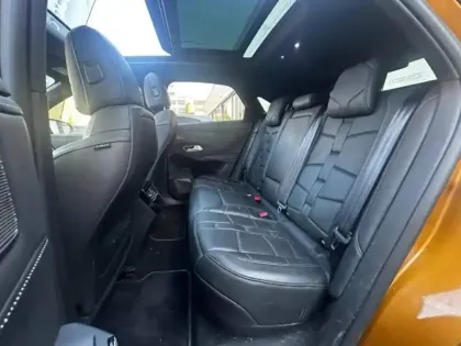 Photo 11 DS DS 7  Crossback E-TENSE 4x4 300ch Grand Chic