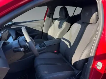 Photo 23 Peugeot 408  Hybrid 145 GT / FOCAL / GPS / LED MATRIX / CAMERA 360