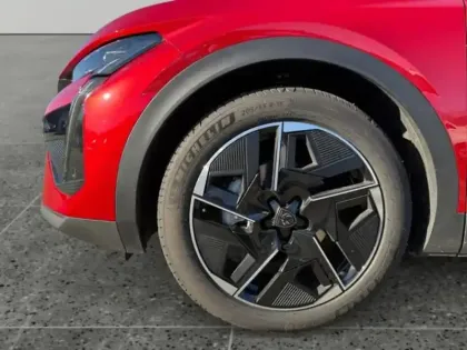 Photo 28 Peugeot 408  Hybrid 145 GT / FOCAL / GPS / LED MATRIX / CAMERA 360