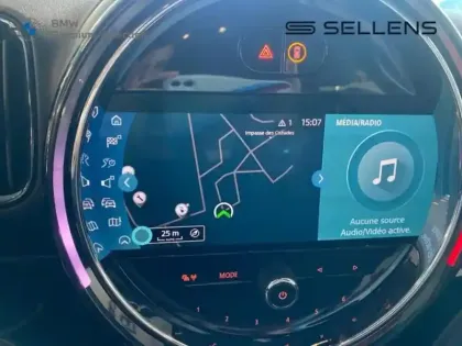 Photo 42 Mini Countryman Gén. II (F60) Ph2 Business Design 5