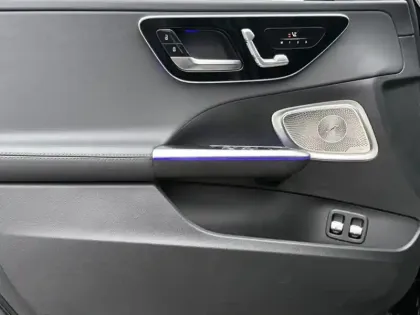 Photo 35 Mercedes Classe C Berline AMG 63 S E Performance Limited Edition