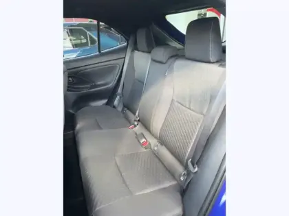 Photo 14 Toyota Yaris Hybride 1.5 HYBRID 130H DESIGN MY25