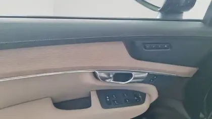 Photo 14 Volvo Xc90  T8 AWD Hybride Rechargeable 455 ch Geartronic 8 7pl