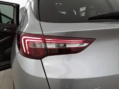 Photo 39 Opel Grandland X  Hybrid 225 ch BVA8