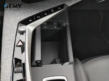 Photo 72 Peugeot 3008  Hybrid 145 e-DCS6