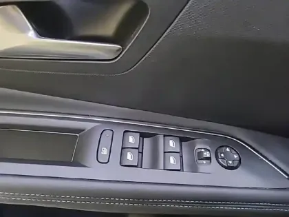 Photo 30 Peugeot 3008  Puretech 130ch S&S EAT8