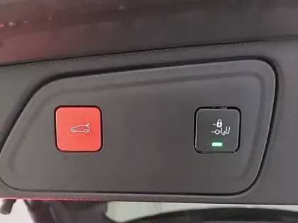 Photo 32 Peugeot 3008  Puretech 130ch S&S EAT8