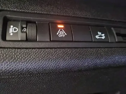 Photo 29 Peugeot 3008  Puretech 130ch S&S EAT8