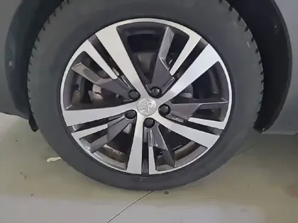 Photo 12 Peugeot 3008  Puretech 130ch S&S EAT8