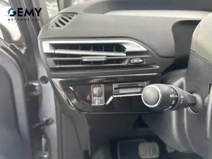 Photo 12 Citroën C4 Grand  Spacetourer PureTech 130 S&S EAT8