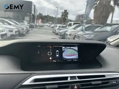 Photo 17 Citroën C4 Grand  Spacetourer PureTech 130 S&S EAT8