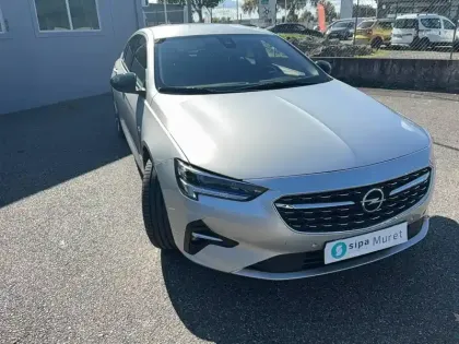 Photo 46 Opel Insignia  Grand Sport 1.5 Diesel 122 ch