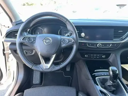 Photo 53 Opel Insignia  Grand Sport 1.5 Diesel 122 ch