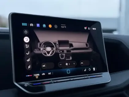 Photo 33 Volkswagen Crafter  CSC PROPULSION (RJ) 50 L4 2.0 TDI 163 CH