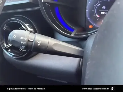 Photo 15 Alfa Romeo Junior  1.2 Ibrida 145 ch eDCT6