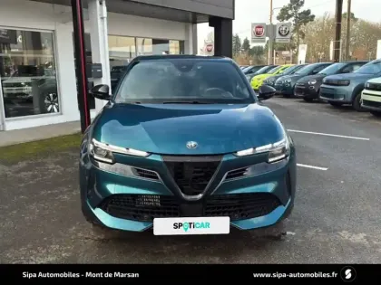 Photo 41 Alfa Romeo Junior  1.2 Ibrida 145 ch eDCT6