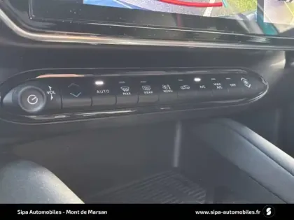 Photo 26 Alfa Romeo Junior  1.2 Ibrida 145 ch eDCT6