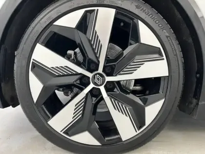 Photo 27 Renault Megane  E-Tech EV60 220 ch optimum charge