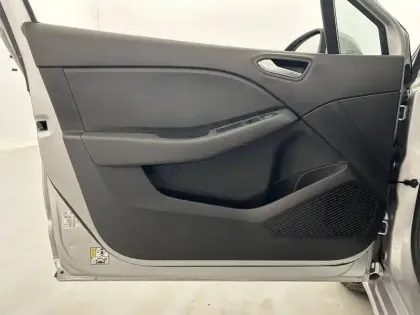 Photo 10 Renault Clio  SOCIETE BLUE DCI 85