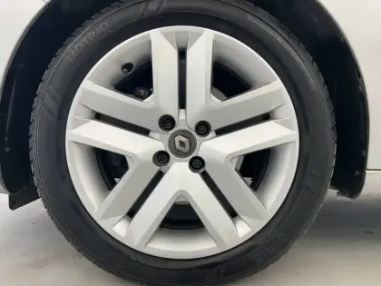 Photo 18 Renault Clio  SOCIETE BLUE DCI 85