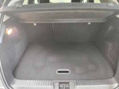 Photo 10 Renault Captur  E-Tech full hybrid 145