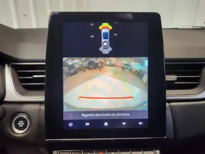 Photo 12 Renault Captur  E-Tech full hybrid 145