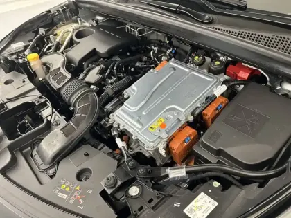 Photo 20 Renault Captur  E-Tech 145 - 21