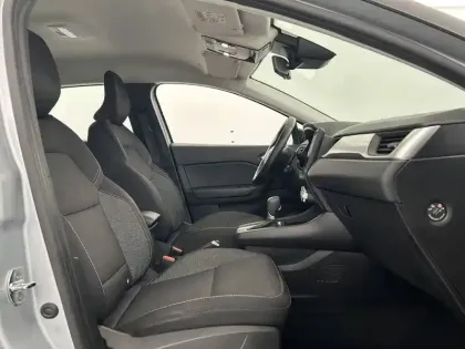 Photo 13 Renault Captur  E-Tech 145 - 21