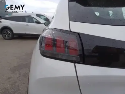 Photo 39 Peugeot 208  Electrique 50 kWh 136ch