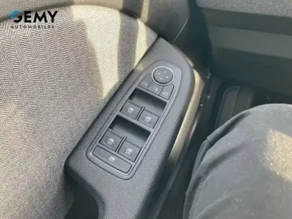 Photo 13 Renault Clio  E-Tech full hybrid 145 ch GSR2