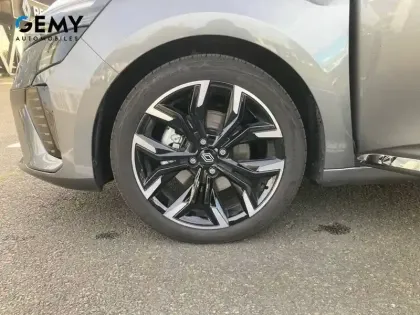 Photo 10 Renault Clio  E-Tech full hybrid 145 ch GSR2