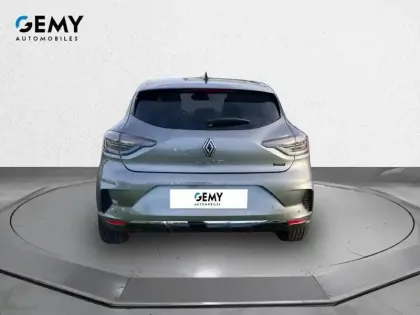 Photo 4 Renault Clio  E-Tech full hybrid 145 ch GSR2