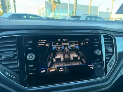 Photo 17 Volkswagen T-roc  1.5 TSI 150 EVO Start/Stop BVM6