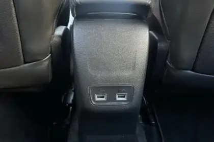 Photo 24 Peugeot 208  PureTech 100 S&S EAT8