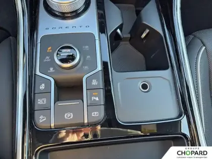 Photo 25 Kia Sorento  1.6 T-GDi 253ch Hybride Rechargeable 7 pl BVA6 4x4